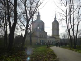 Троицкая церковь в Голочелово