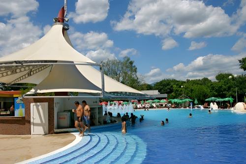 Аквапарк «Waterland» в селе Овощник