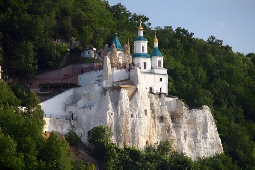 Свято-Успенская Святогорская Лавра