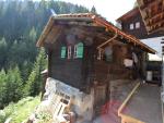 Mountain View Holiday Home in Binntal near Lengtal Deck